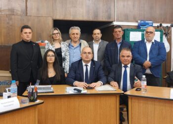 „Възраждане“ първи от парламентарните сили регистрираха листата си в РИК-Русе