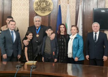 Основателят на БК „Русе“ Илия Сяров вече е почетен гражданин на Русе /ВИДЕО/