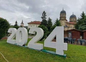 Райко Кирилов пее в концерт за Гергьовден и празника на Бяла