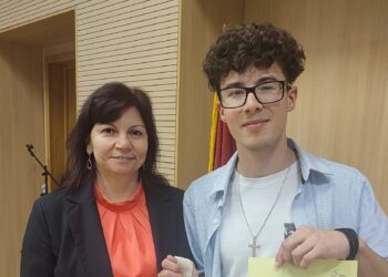 Ученик от Дойче шуле ще представи България на международните дебати на немски