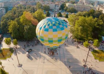 С концерт на „Молец“ и огромен балон завърши „Уикенд туризъм“ в Русе