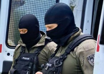 Криминалисти и „бързаци“ задържаха дилър на кокаин и амфетамини