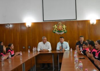 Малките шампионки по хандбал от Бяла гостуваха в общината