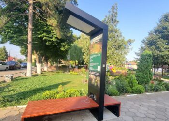 Сандрово с поредно нововъведение – соларна пейка с интернет