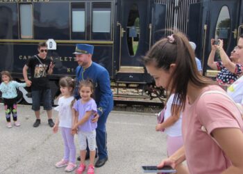 Русе посрещна „Ориент Експрес“, на борда му се пие главно шампанско /ВИДЕО/