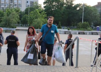 Към 6 часа: В Русенско води ГЕРБ-СДС, втори са „Възраждане“