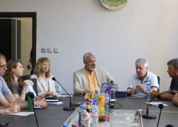 Областният управител на Русе посети Борово, започва срещи по общини