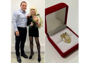 Лили Иванова получи златна значка „Русе“ от кмета Пенчо Милков