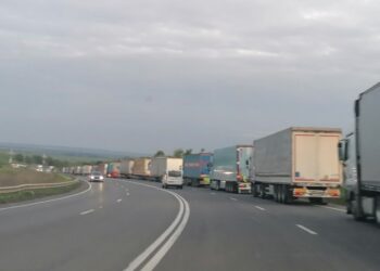 Румънците спряха тировете заради жегите до 24 юни, ще има опашки