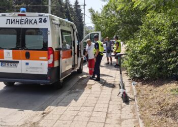 Младо момиче пострада тежко с тротинетка в Русе /ВИДЕО/