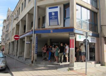 Фармацевти в Русе протестираха пред РЗОК, не обслужваха пациенти /ВИДЕО/