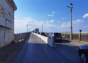 Ремонтът на Дунав мост: В пиковите часове леките коли чакат до 30-40 минути