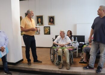 Русенският художник Стефан Ганев откри на 90 години своята 27-а изложба