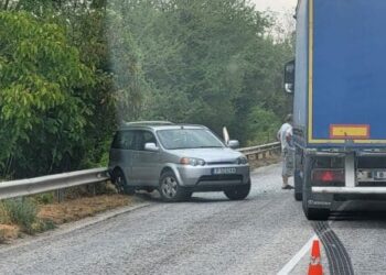 Русенски автомобил бе блъснат от тир на пътя София-Русе