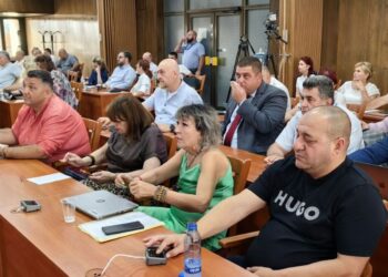 Съветниците от СДС се допитват до русенци за градския транспорт /ВИДЕО/