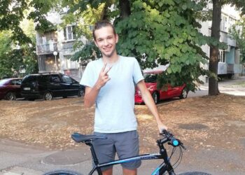 Русе Медиа - За да знаеш повече Русенец тръгва на обиколка на Европа с колело под мотото „И Русе Може“