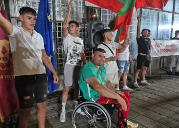 Глоджево посрещна с много емоции своята гордост – олимпийския шампион Ружди Ружди