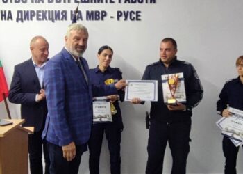 Пътни полицаи бяха наградени от областния управител на Русе