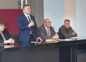 Община Русе заяви подкрепата си към директорите на училища и детски градини