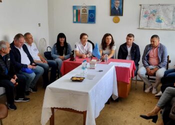 ДПС-Ново начало проведе общински съвет в Бяла с гости водачката Атидже Вели и втория Синан Вейсал