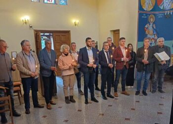 ГЕРБ-СДС в Русе откри кампанията си с водосвет на празника Покров Богородичен