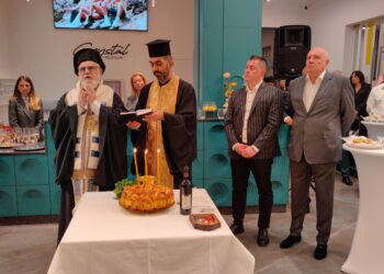 Обновеният хотел „Кристал“ в Русе отвори врати на Димитровден /ВИДЕО/