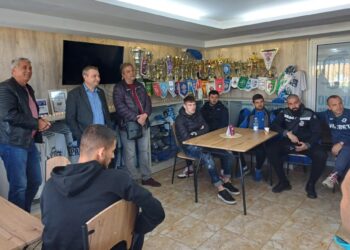 Кандидатите на ГЕРБ-СДС Николай Братованов и д-р Кристиян Иванов се срещнаха с треньори и състезатели от СК „Дунав”