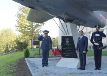 С армейски почести във Ветово откриха мемориална плоча в памет на полк.Велико Пенчев /ГАЛЕРИЯ/
