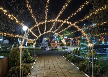 Сандрово отново се превърна в коледна приказка /ВИДЕО/