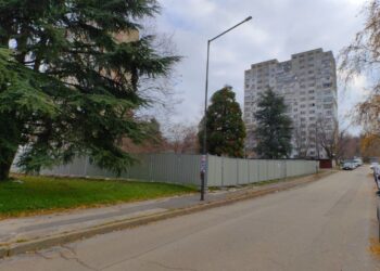 Правят нови спортни игрища в кв.“Здравец-Изток“ заради бъдещия паркинг /ВИДЕО/