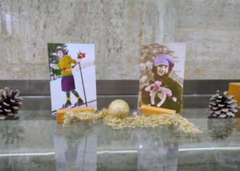 Коледно-новогодишната магия преди и сега оживява в библиотеката в Русе
