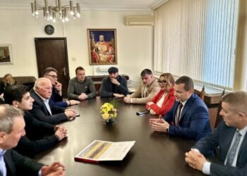 Кметът на Русе представи проекта за нов футболен комплекс пред президента на БФС