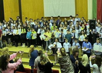 Кметът на Русе Пенчо Милков отличи 152-ма ученици с изявени дарби