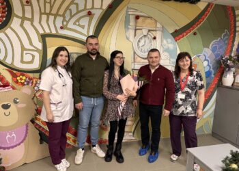 Кметът на Русе Пенчо Милков поздрави семейството на първото бебе за годината