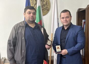 Дружество „Традиция“ отличи с плакет кмета на Русе