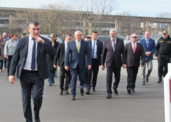 Главчев и министри: Ще има максимално пропускане през Дунав мост /ВИДЕО/