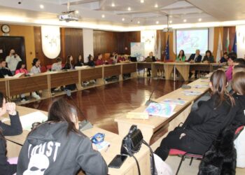 Младежки форум за силата на демократичните ценности се проведе в Русе