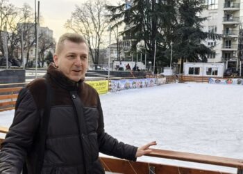 20 % скок на посещенията на Ледения парк в Русе, има и много румънци /ВИДЕО/