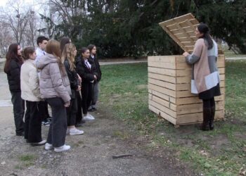Ученици превръщат Английската гимназия в първото училище с нулев отпадък /ВИДЕО/