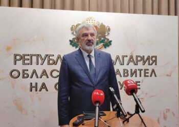 Областният управител на Русе за грипа, магистралата и Дунав мост /ВИДЕО/