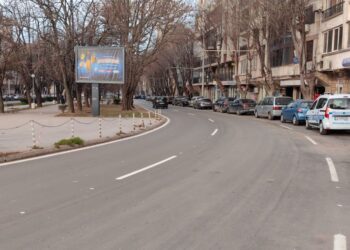 Русенци: Ремонтът на бул.“Цар Фердинанд“ намали рязко местата за паркиране /ВИДЕО/