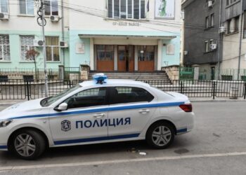 Три училища в Русе са получили фалшиви бомбени заплахи, опасност няма /ВИДЕО/