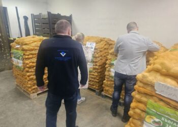 НАП проверява големи борси, тържища и магазини в цялата страна