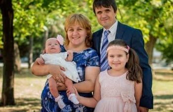 Разтърсващ зов за помощ отправи русенка за спасението на съпруга й и баща на две деца