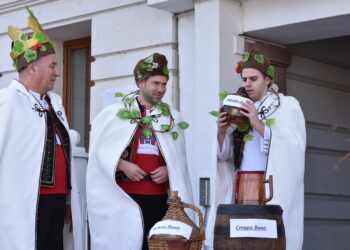 В община Бяла отпразнуваха Трифон Зарезан с много събития