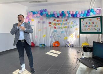 Кметът на Ветово уважи тържеството на учениците от Смирненски за Деня на майчиния език