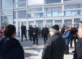 Общински съветници проведоха работна среща на Летище Русе