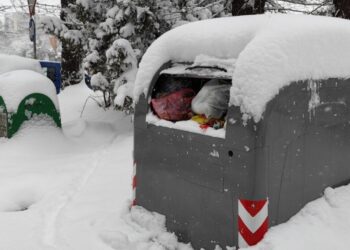 Тировете над 12 т – само с вериги към Разград, в Русе проблем са малките улици /ВИДЕО/