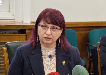 Новият ректор на Русенския университет доц. д-р Десислава Атанасова встъпи в длъжност /ВИДЕО/