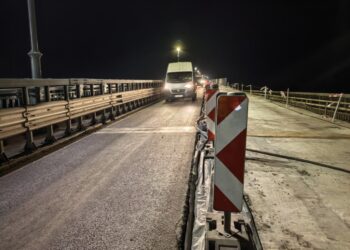 Отвориха Дунав мост при Русе за леки автомобили, за 10 минути минават по 150 коли